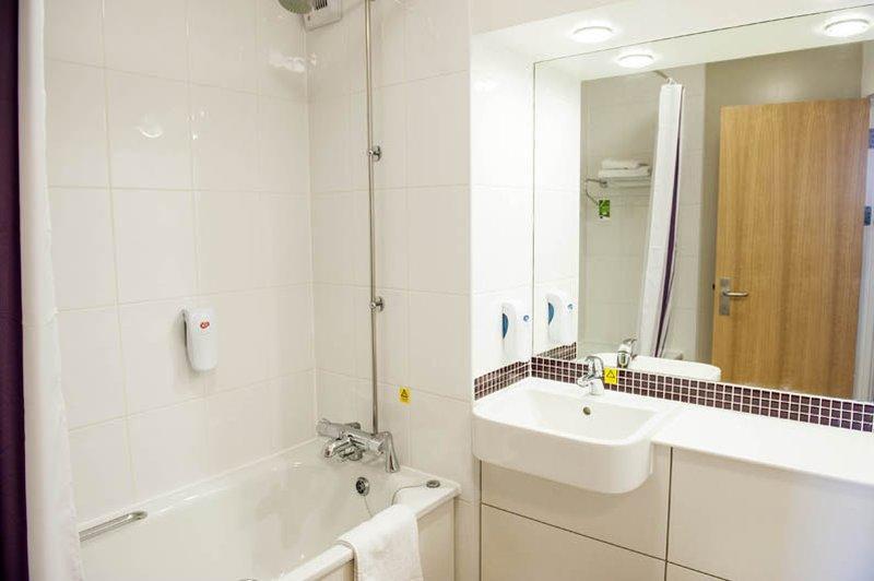 Premier Inn Welwyn Garden City Esterno foto
